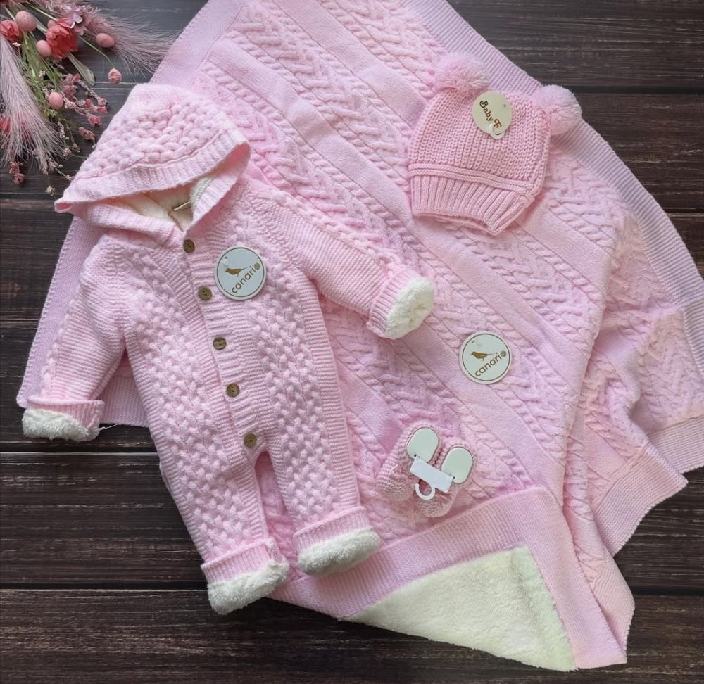 Набір в'язаний - рожевий