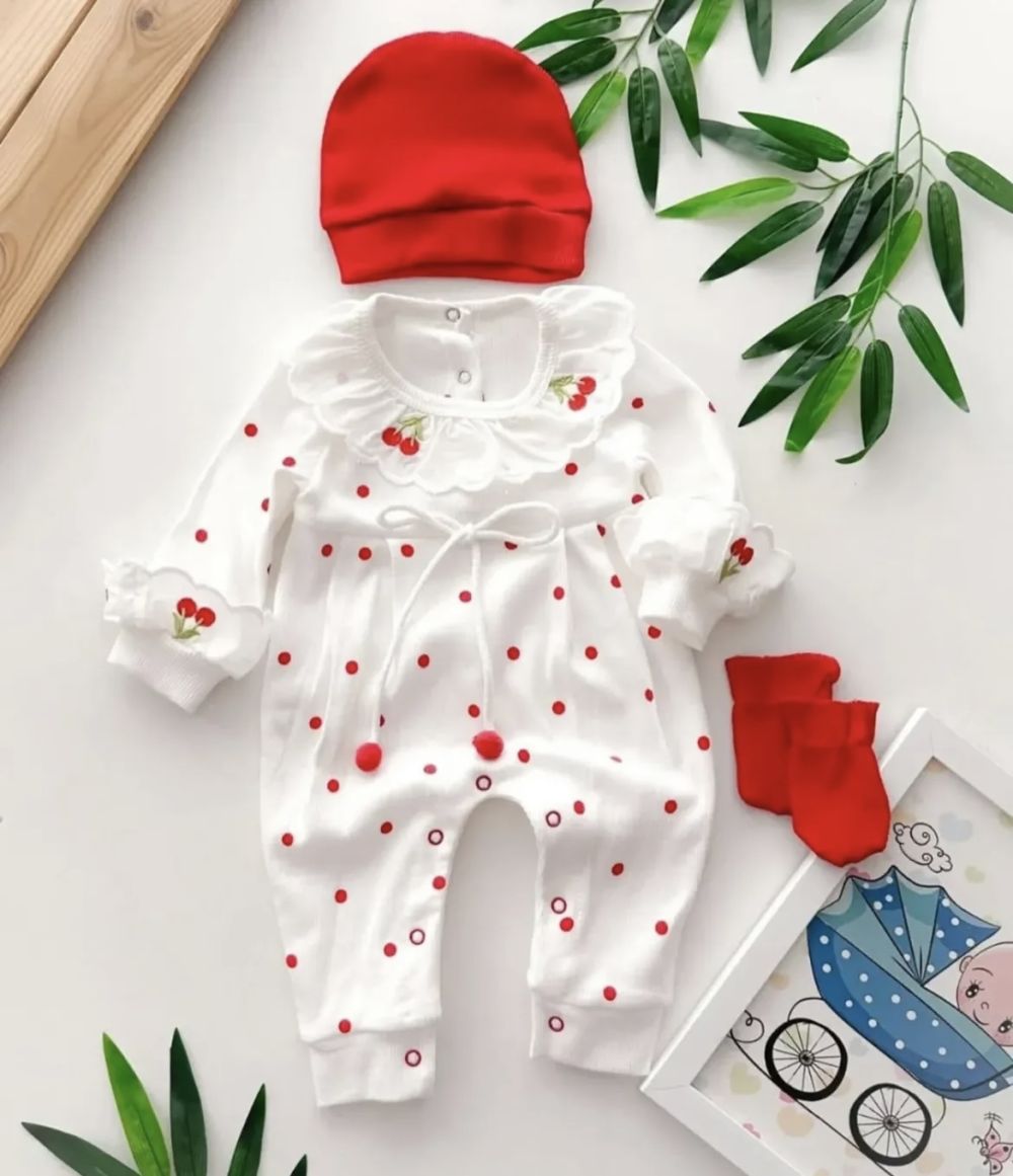 Ніжний комплект для дівчинки