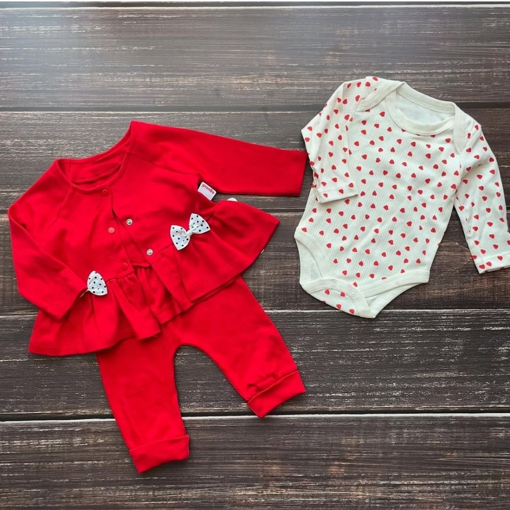 Трійка у сердечко 