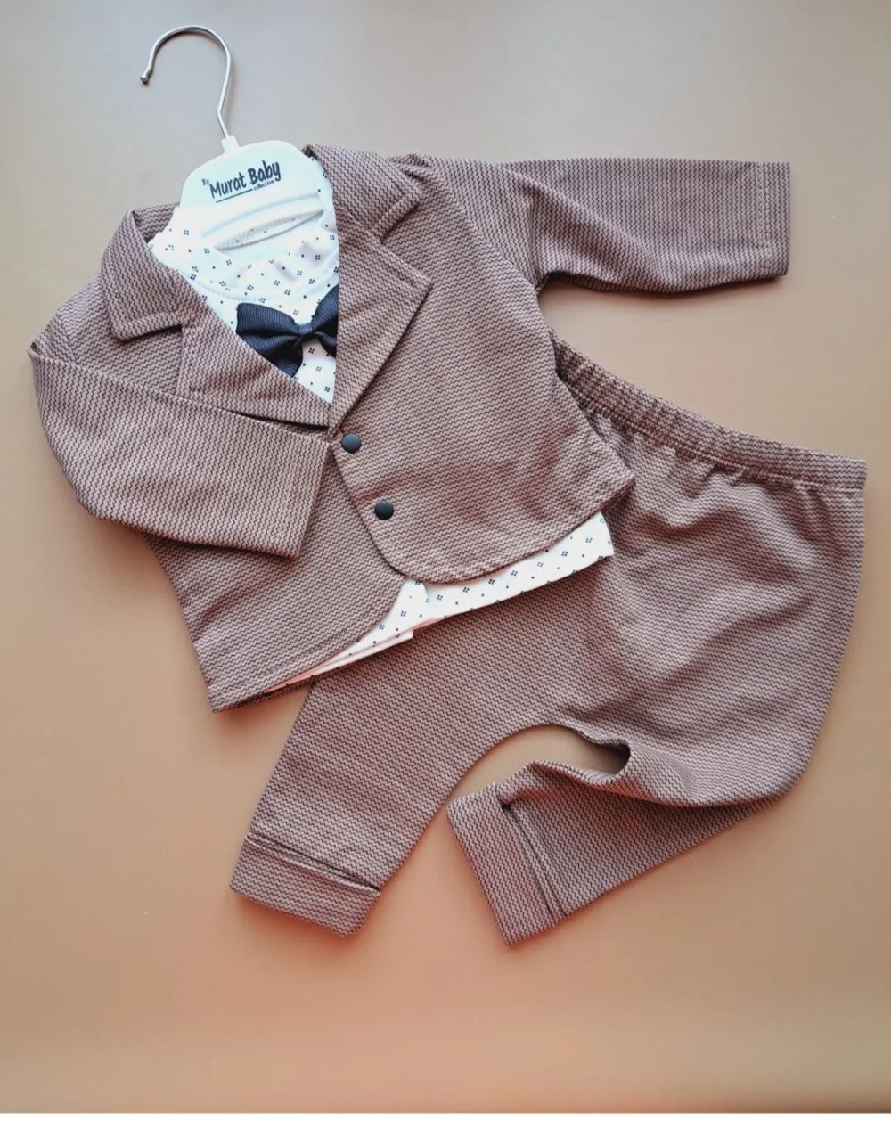 Святковий костюм для хлопчика 